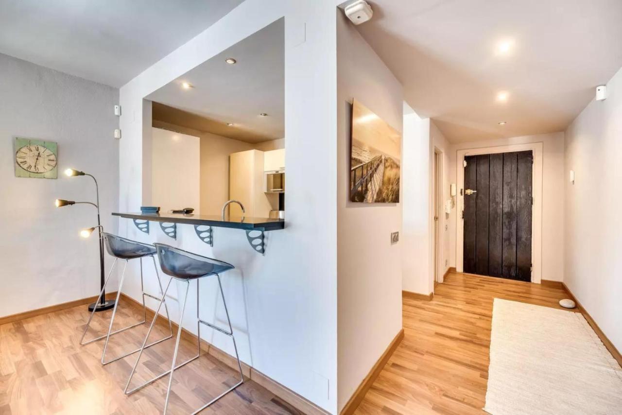 Chic Designer Apartemen *